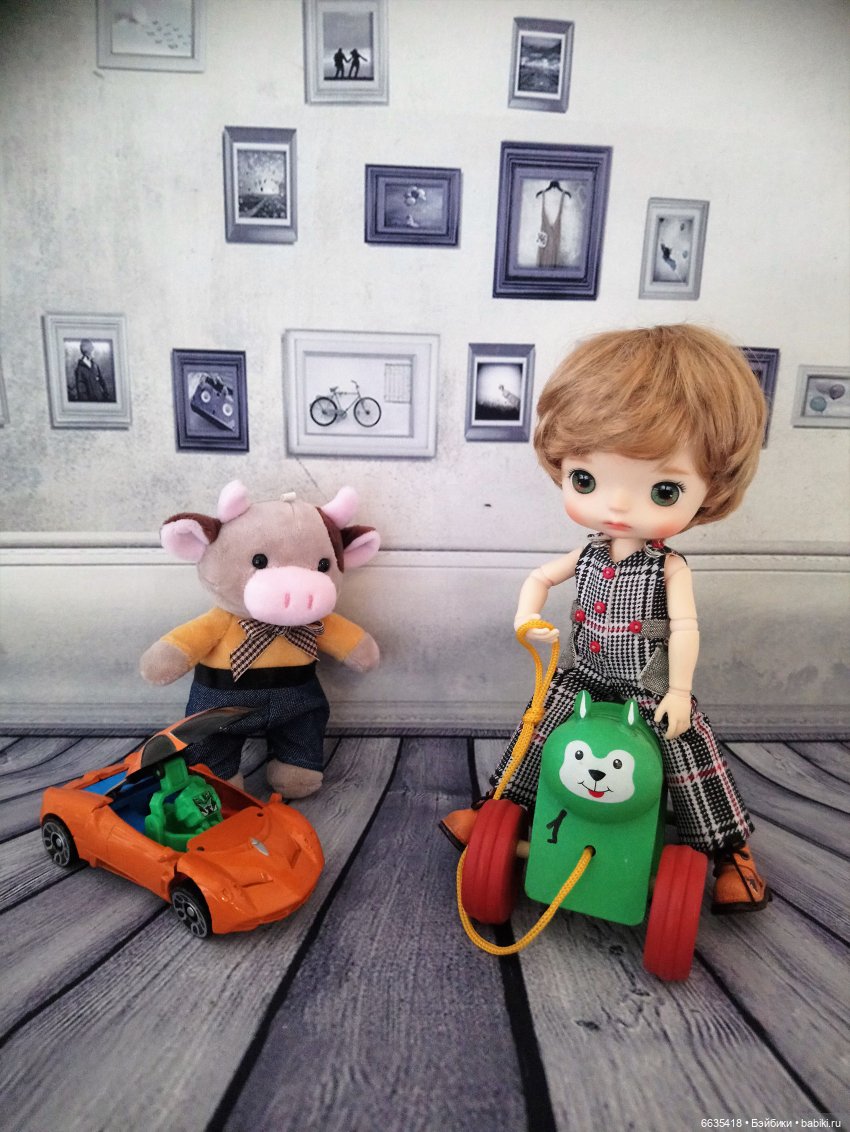 Первые игрушки… Первые знакомства… Первый друг…