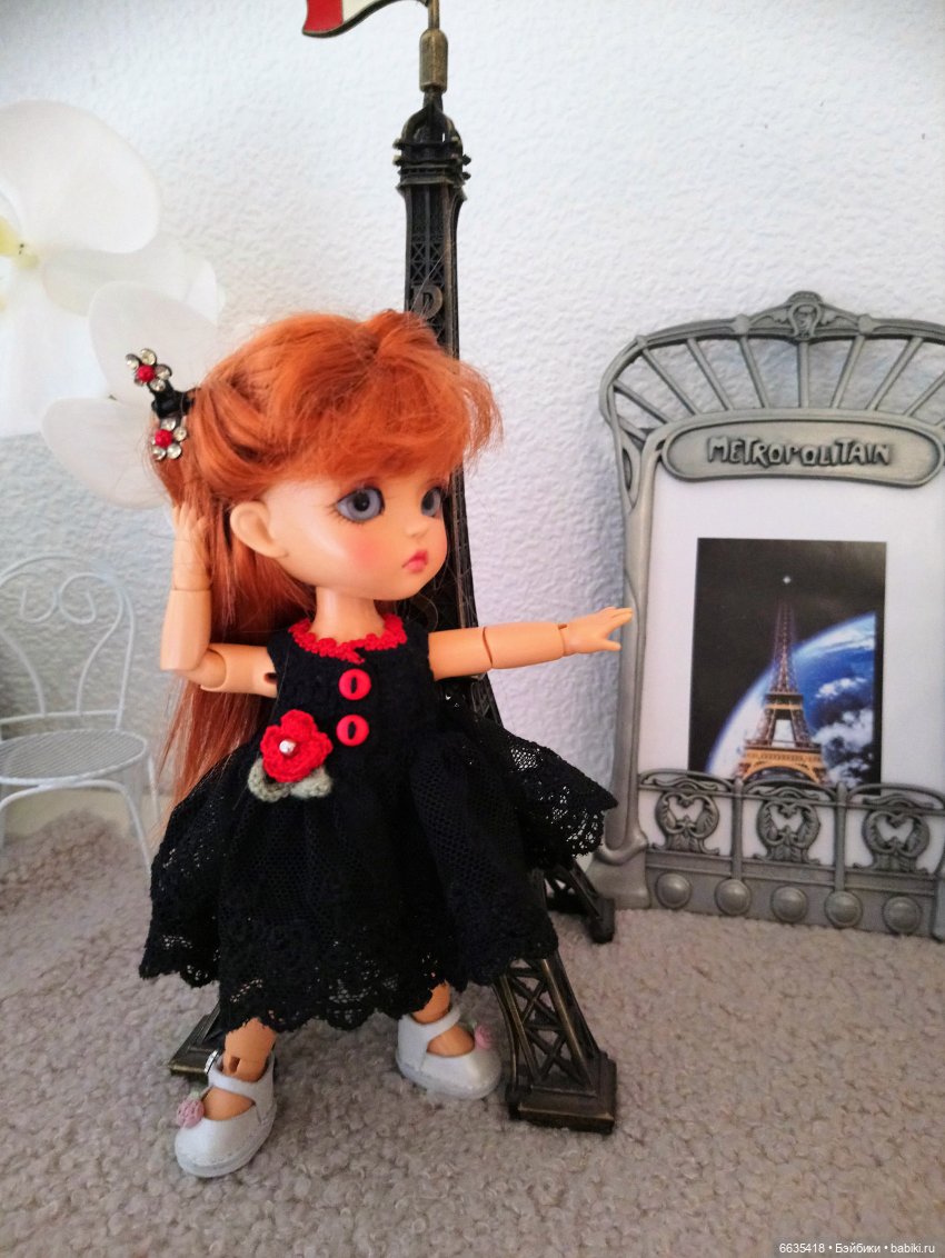 О чем могут беседовать девочки