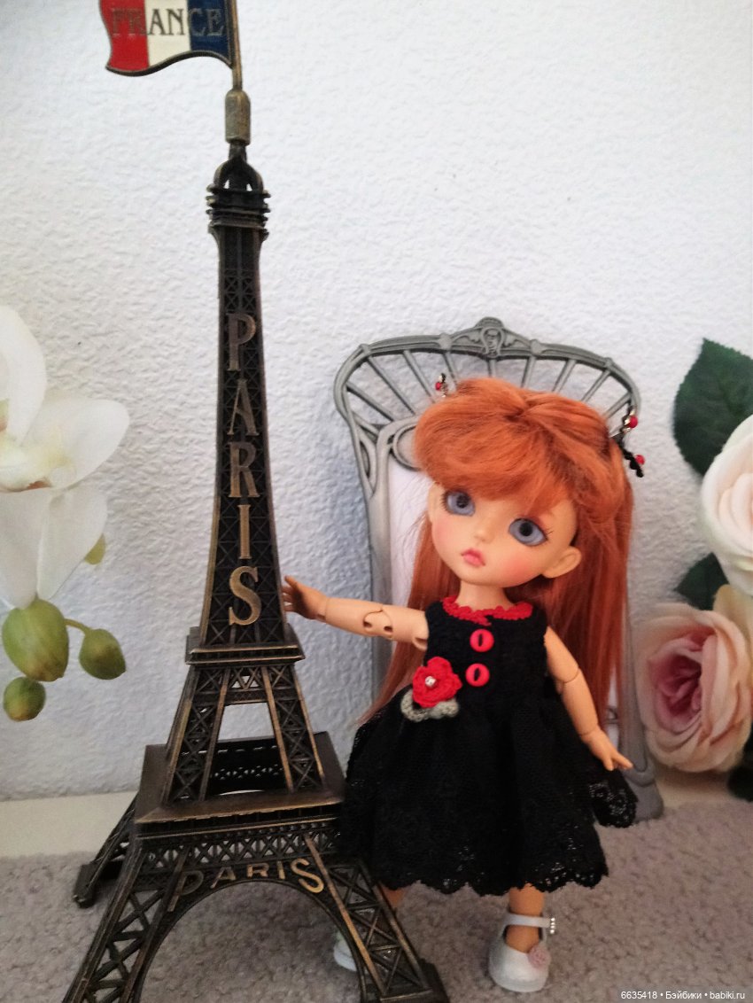 О чем могут беседовать девочки