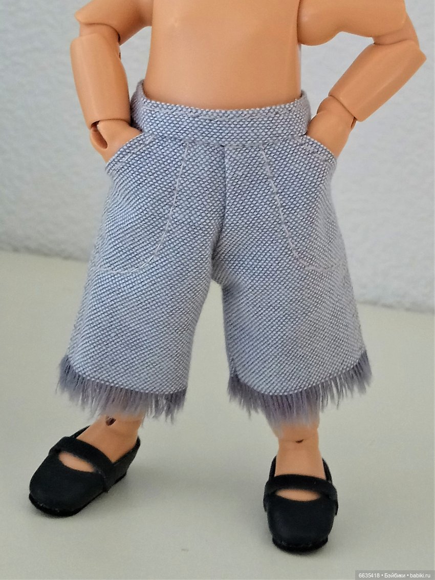 МК « Последовательность пошива брючек с внутренними карманами для кукол»