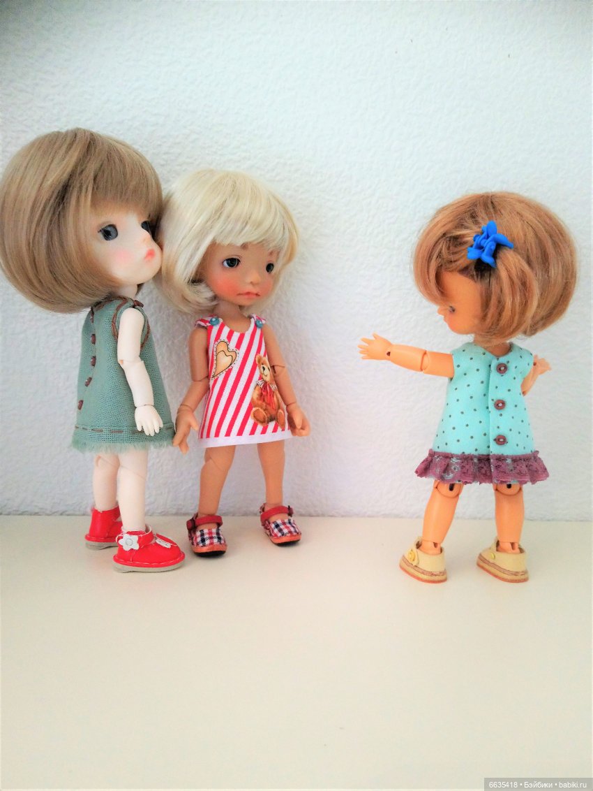 Цельнокроенные сарафанчики, сшитые по МК «Цельнокроенный сарафанчик для кукол или Как рождается выкройка»