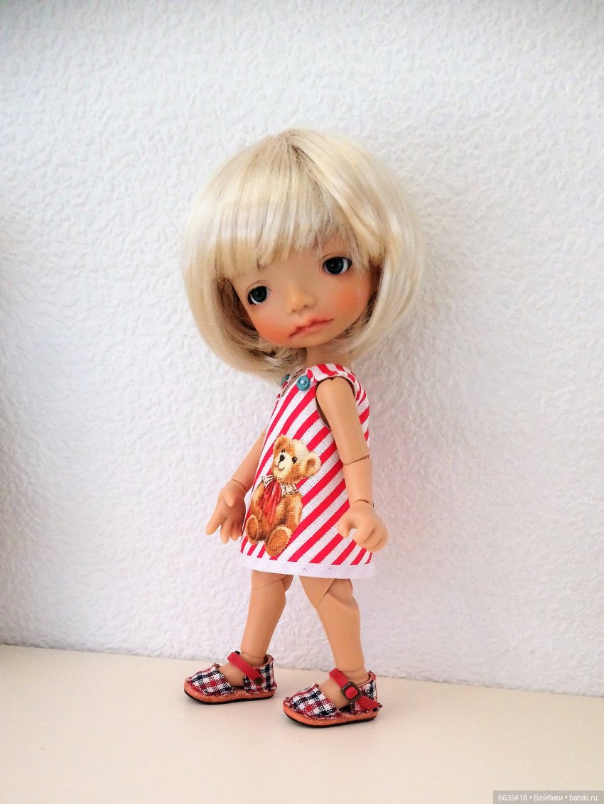 Цельнокроенные сарафанчики, сшитые по МК «Цельнокроенный сарафанчик для кукол или Как рождается выкройка»