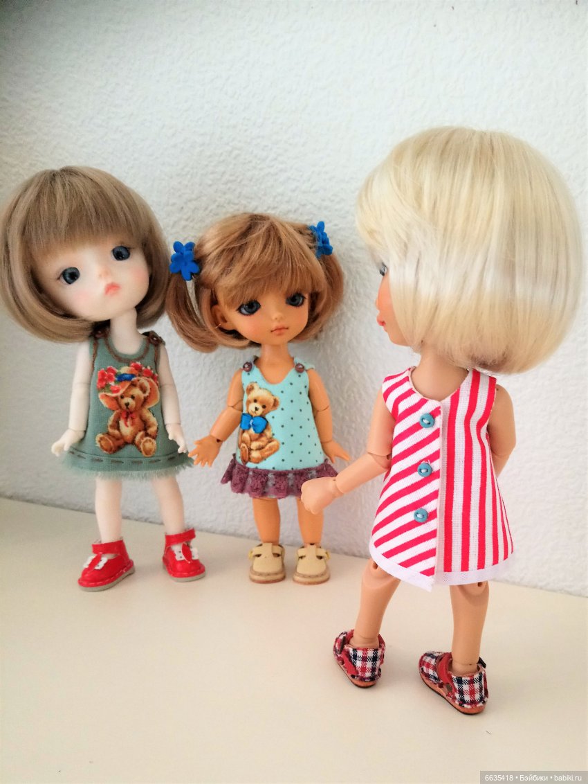 Цельнокроенные сарафанчики, сшитые по МК «Цельнокроенный сарафанчик для кукол или Как рождается выкройка»