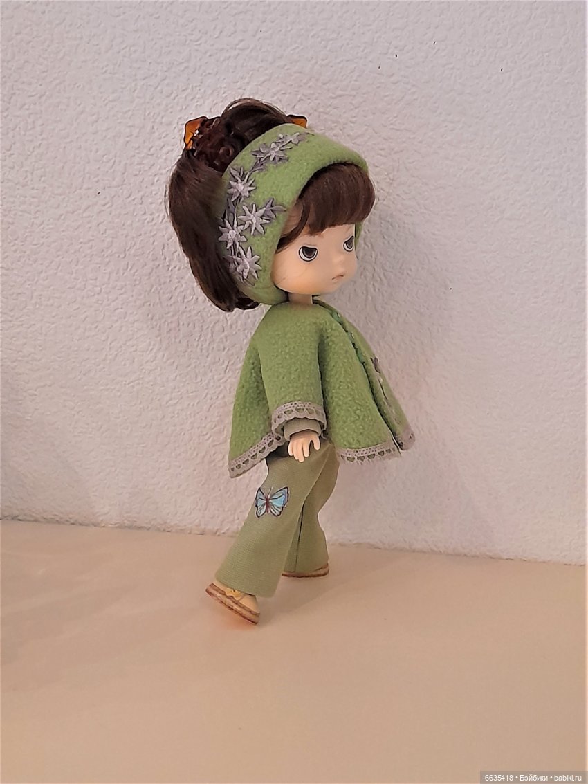 МК «Как для любимой куклы сшить пончо и повязку для головы» (фото 2)