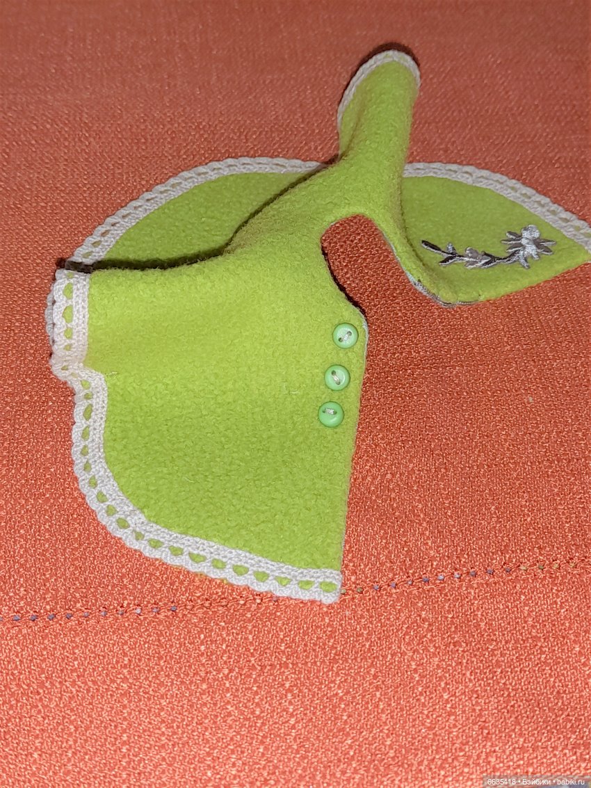 МК «Как для любимой куклы сшить пончо и повязку для головы»