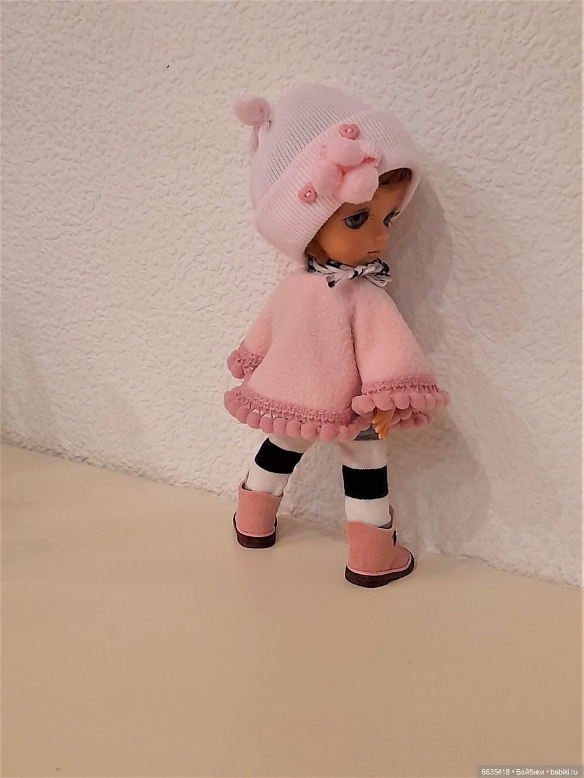 Одевайся потеплее и гулять иди скорее