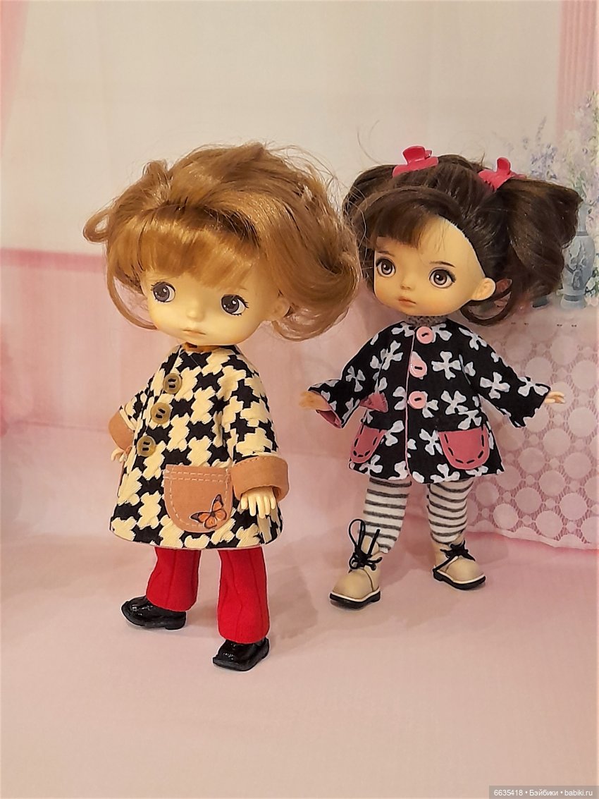 А в гардеробе ваших кукол есть пальто (фото 8)