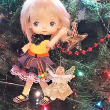 Девочки-близняшки...