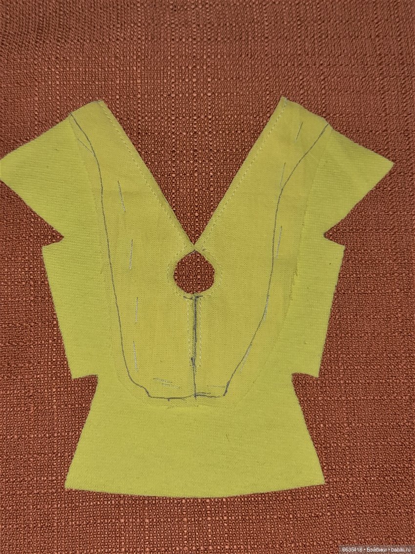 МК «Шьём топ с цельнокроеным рукавом и разрезом спереди»