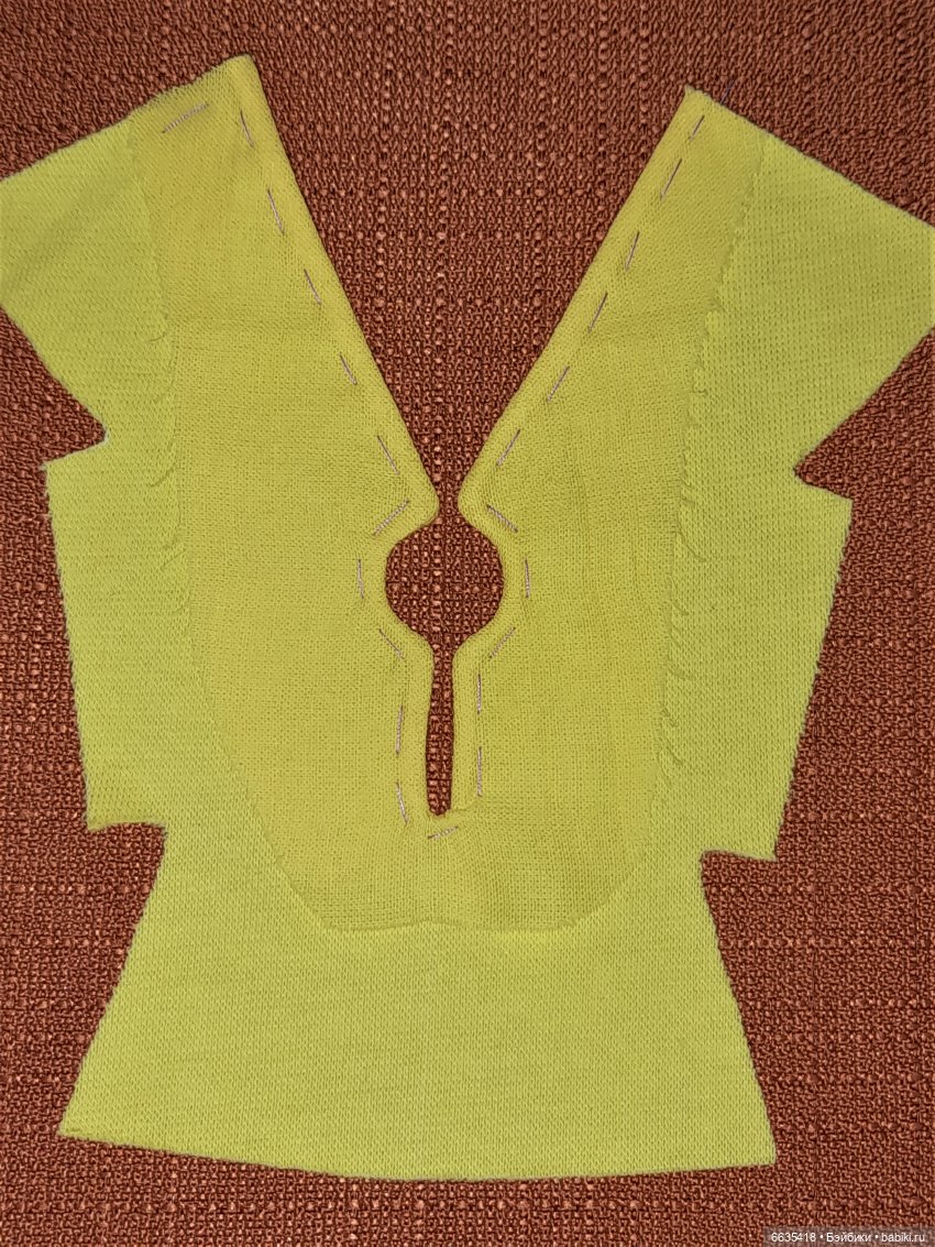 МК «Шьём топ с цельнокроеным рукавом и разрезом спереди»