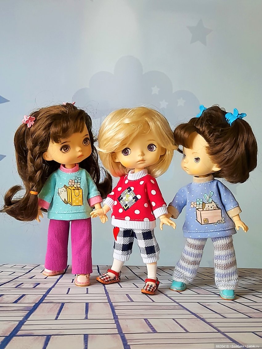 Свитшоты и большой фотосет | Бэйбики Свитшоты и большой фотосет (фото 6)