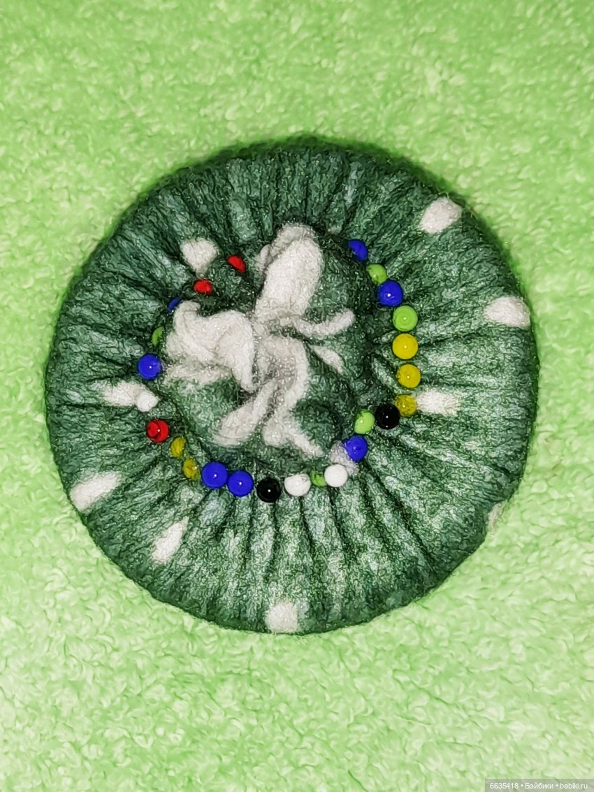 МК «Шляпка из фетра с неотрезными полями для кукол»