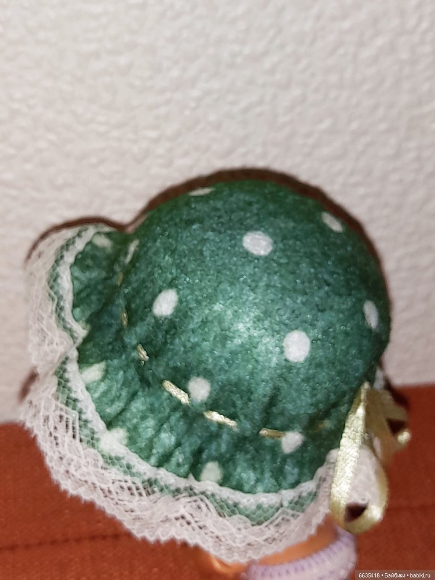 МК «Шляпка из фетра с неотрезными полями для кукол»