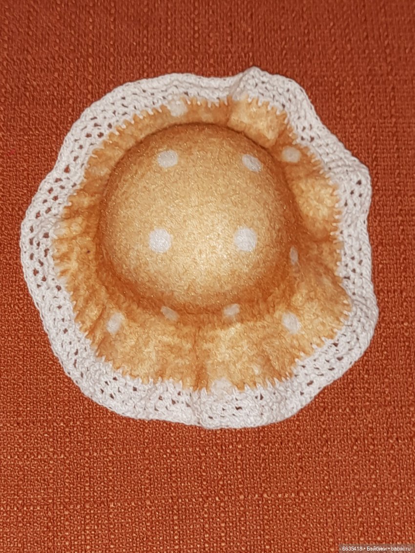 МК «Шляпка из фетра с неотрезными полями для кукол»