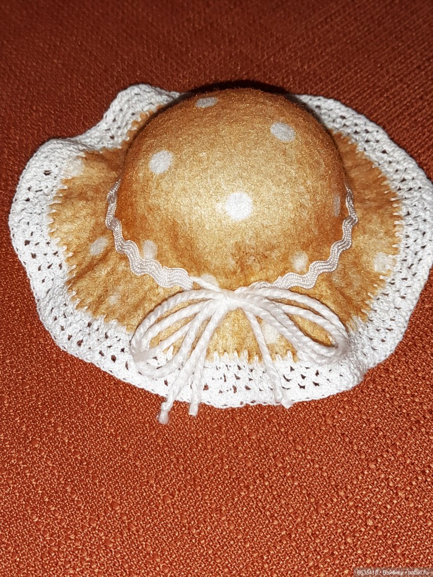 МК «Шляпка из фетра с неотрезными полями для кукол»