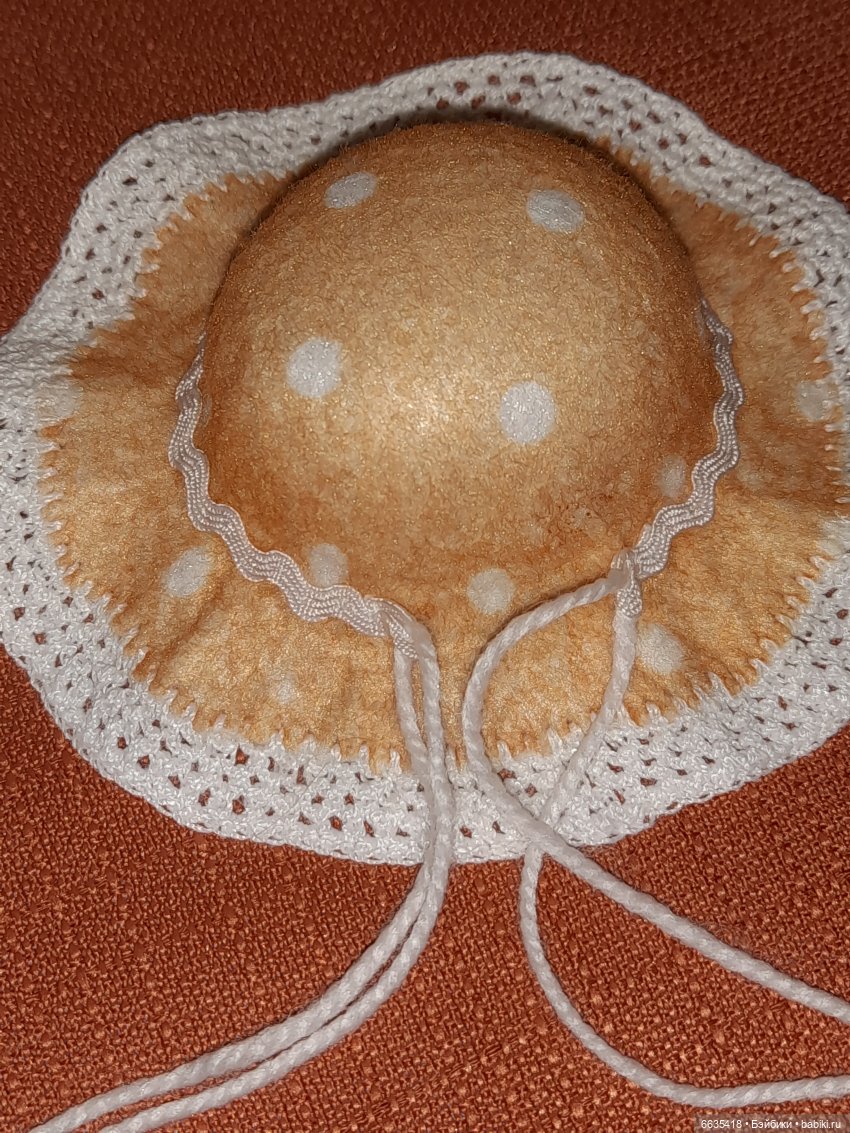 МК «Шляпка из фетра с неотрезными полями для кукол»