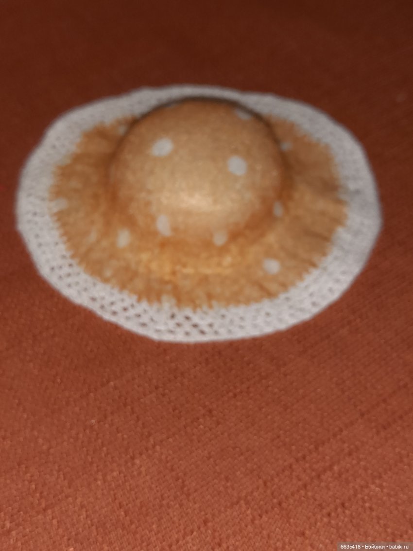 МК «Шляпка из фетра с неотрезными полями для кукол»