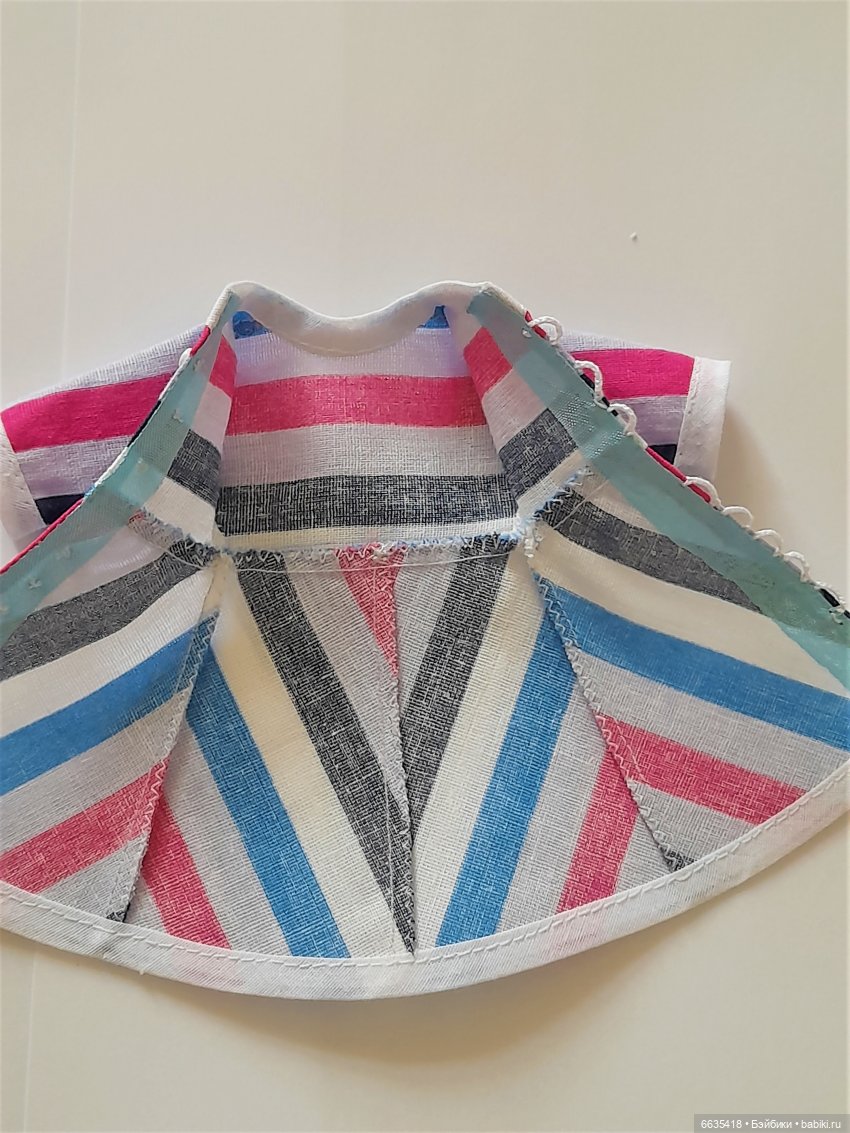 Подкладка в кукольной одежде