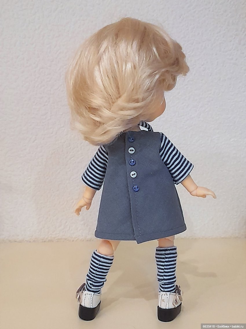 Подкладка в кукольной одежде