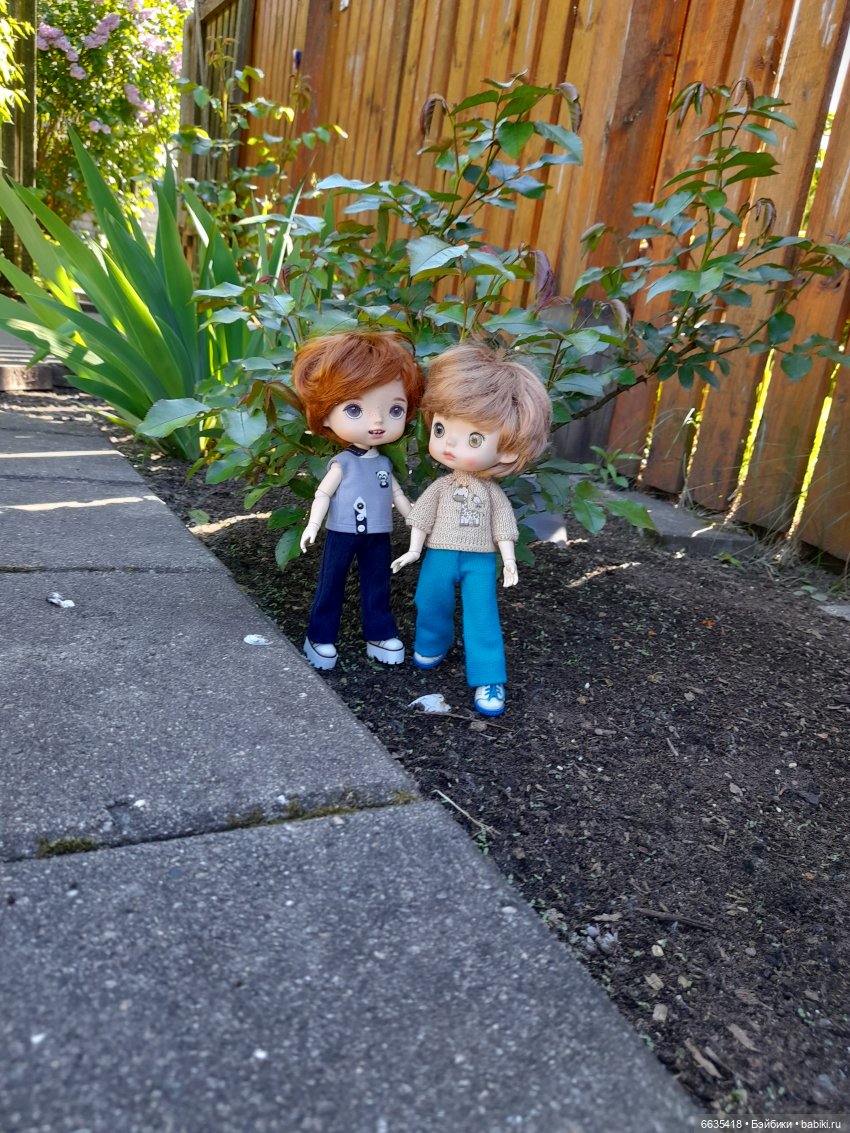 Как Антон и Филипп гуляли в саду (фото 3)