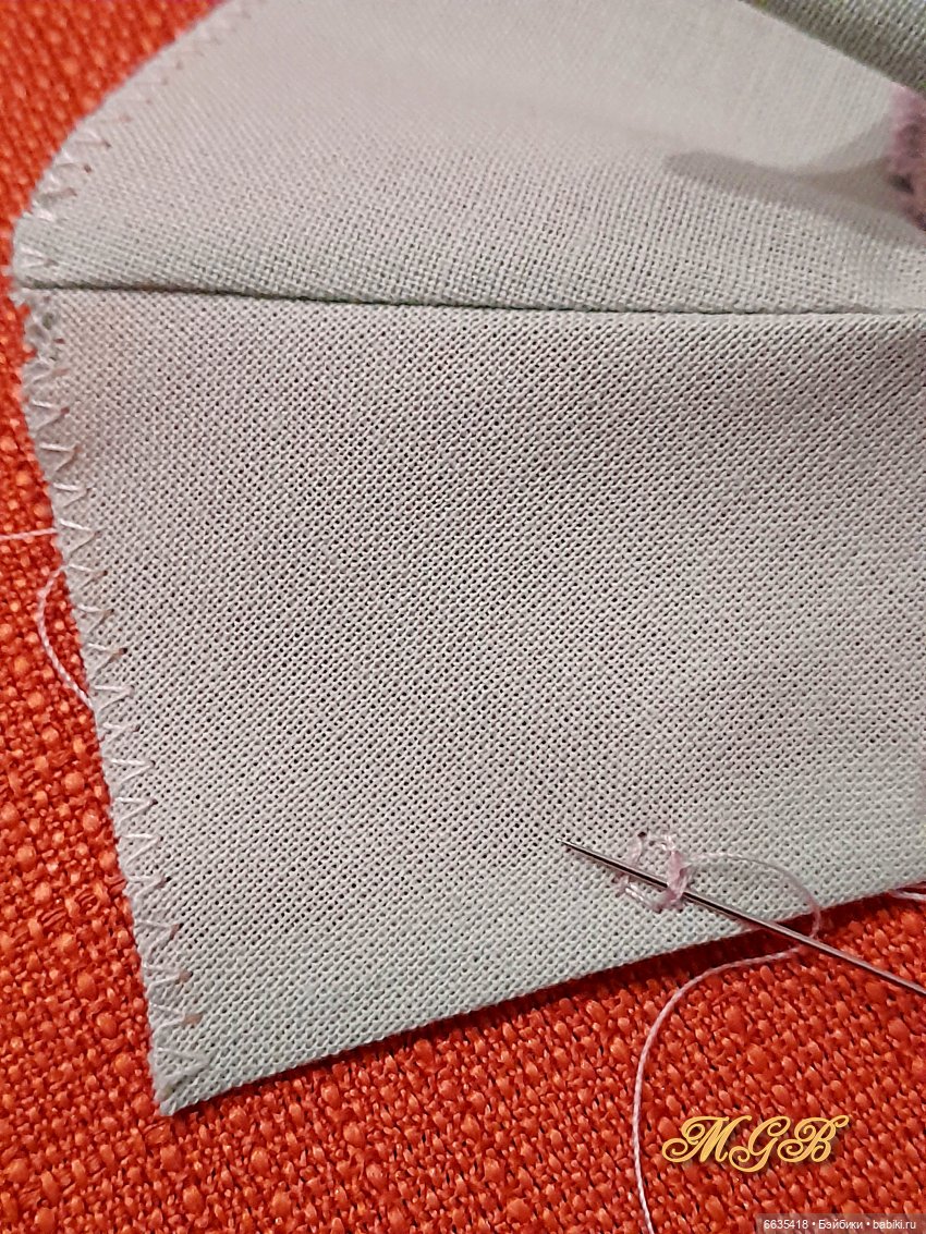 МК "Как я пришиваю и декорирую кнопки на кукольной одежде" (фото 5)