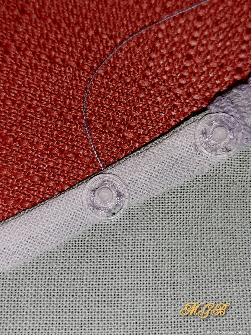 МК "Как я пришиваю и декорирую кнопки на кукольной одежде"