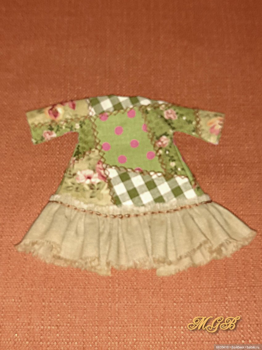 МК «Лоскутное шитьё в одежде кукол»