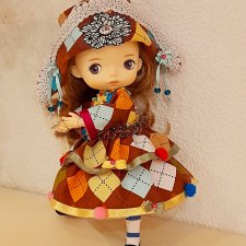 Коломбина в образе моих кукол