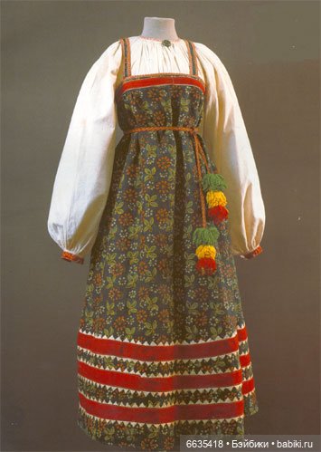 Русские сарафаны - это элемент национального достояния (фото 9)