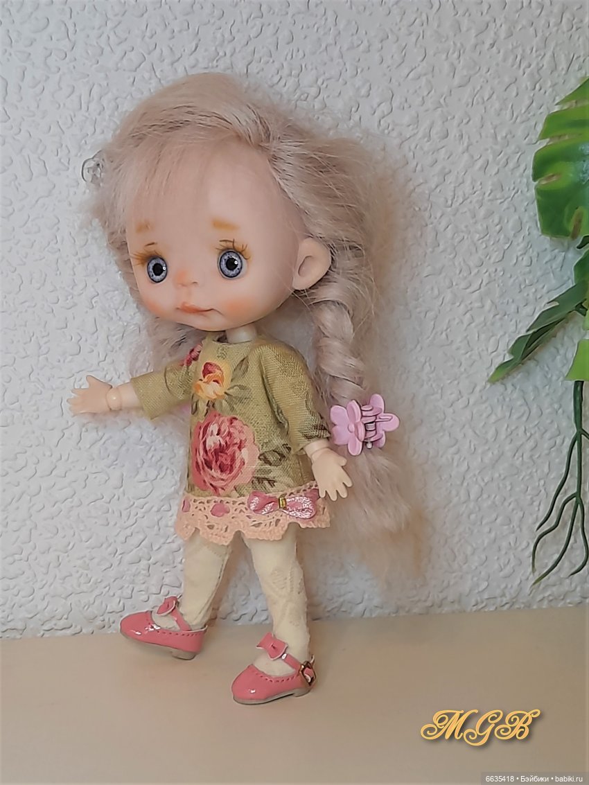 "Платья на ладони" — Одежда и обувь для кукол своими руками: фото