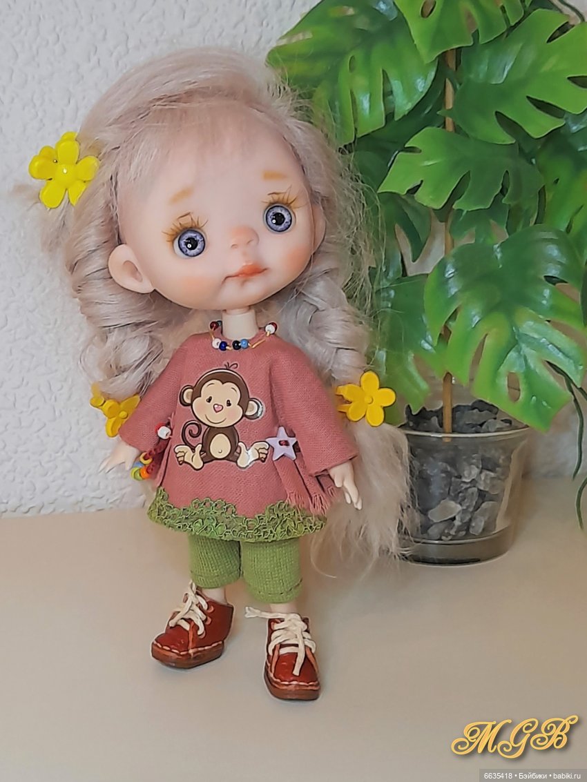 "Платья на ладони" — Одежда и обувь для кукол своими руками: фото