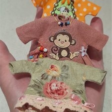 "Платья на ладони"