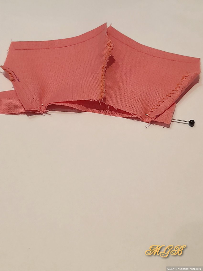 МК «Шьём брючки с притачным поясом для кукол Obitsu 11»