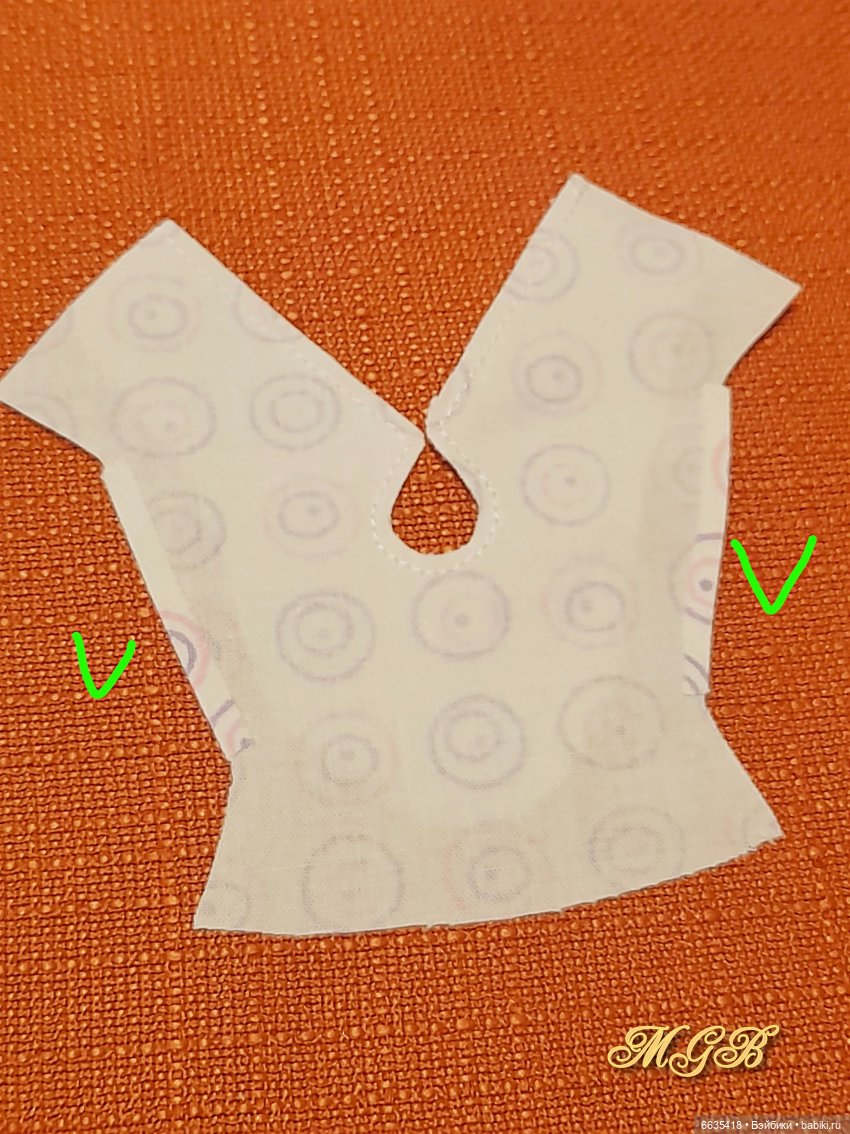 МК «Два варианта пошива топов для кукол Obitsu 11»