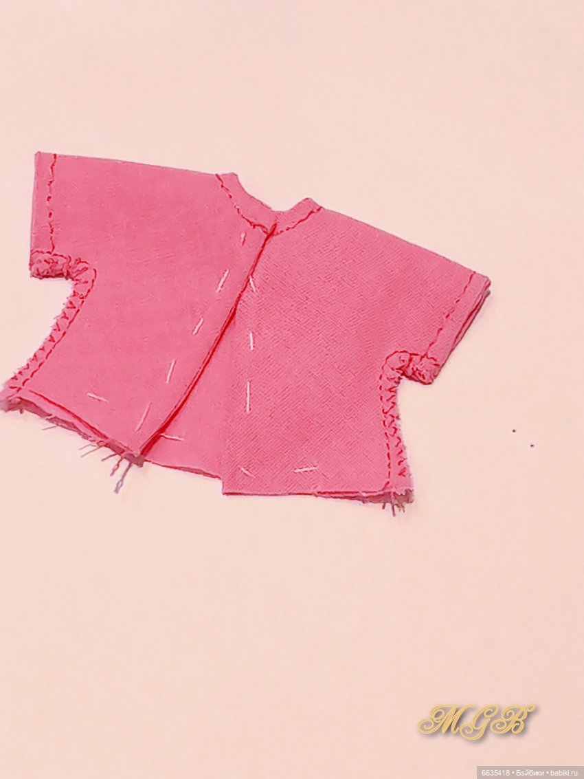 МК «Два варианта пошива топов для кукол Obitsu 11»