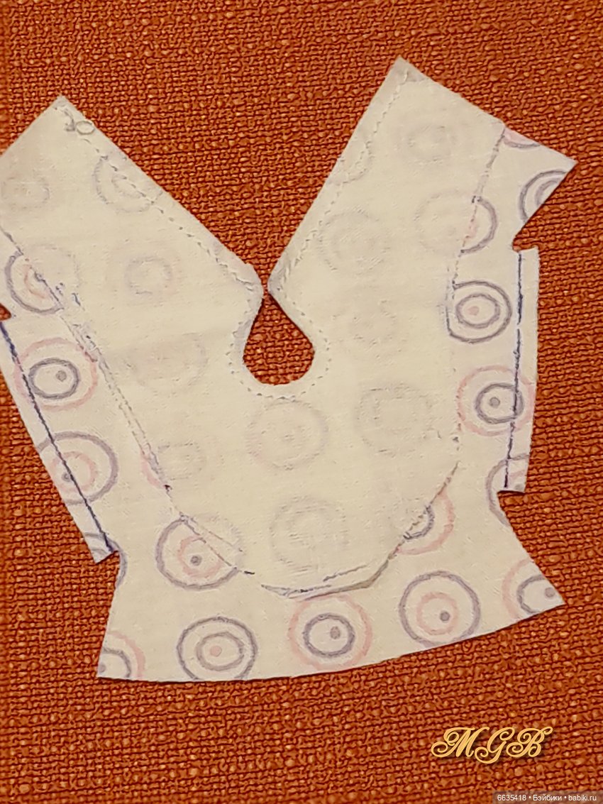 МК «Два варианта пошива топов для кукол Obitsu 11»