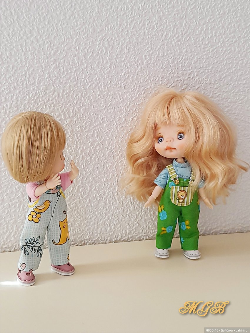 Об одежде, которую носят мои куклы