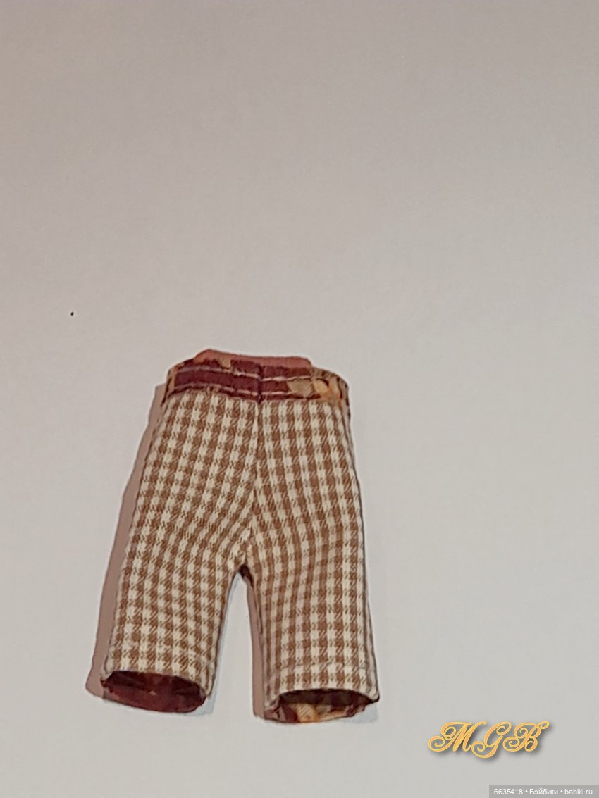 МК «Комбинезончики с карманами с подкройным бочком для кукол Обитсу 11». Часть 1