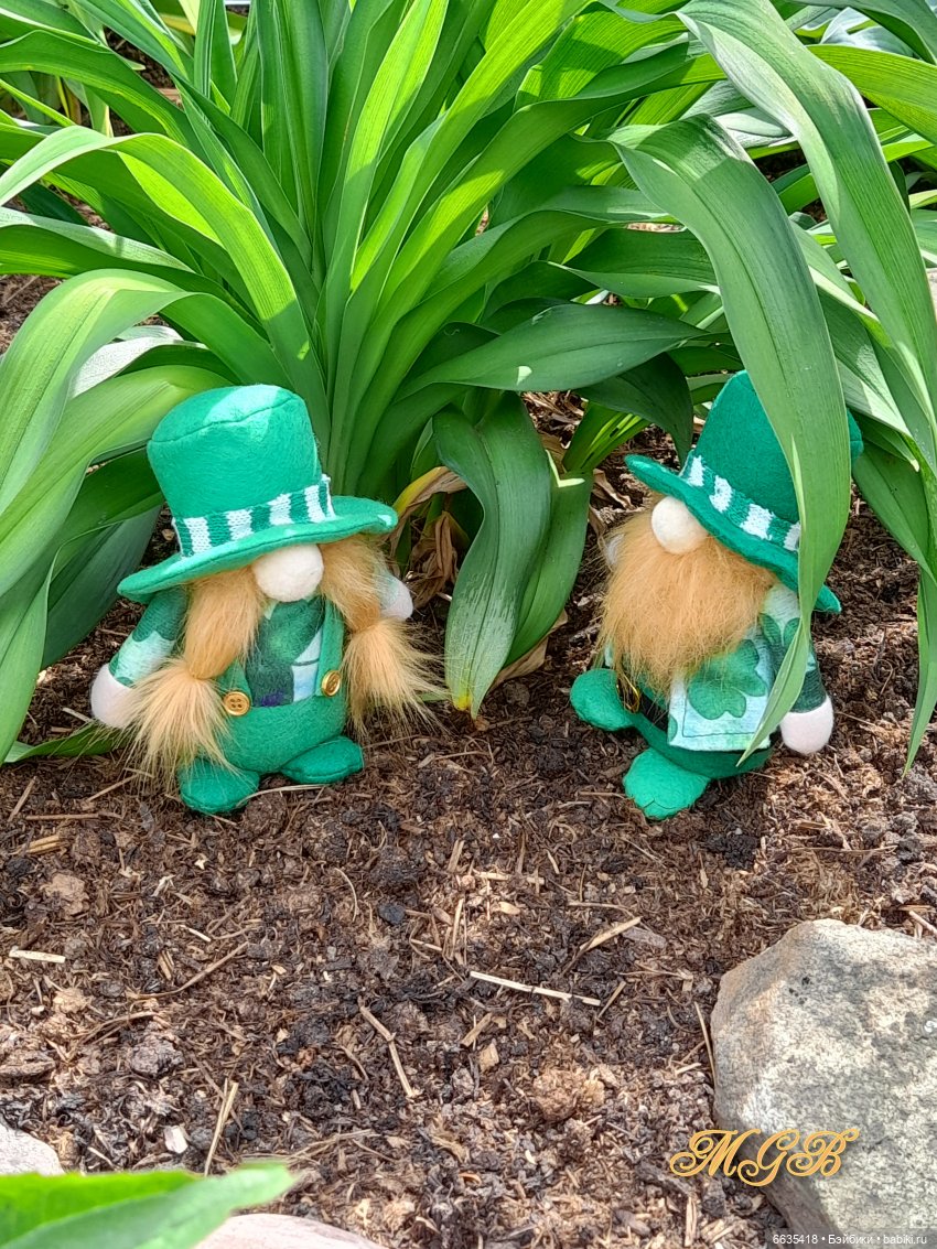 О том, как гуляли лесные гномы в саду (фото 6)