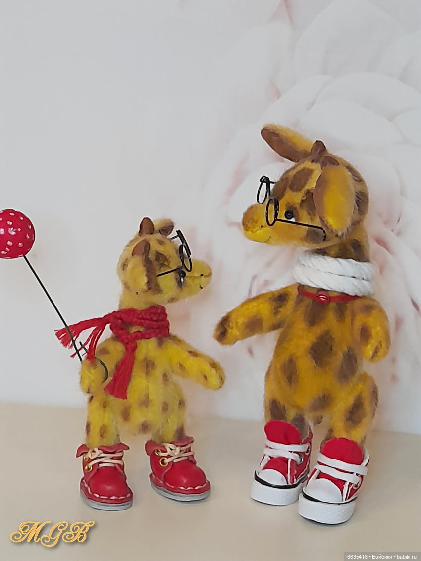 У меня сестрёнка есть… У меня братишка есть…