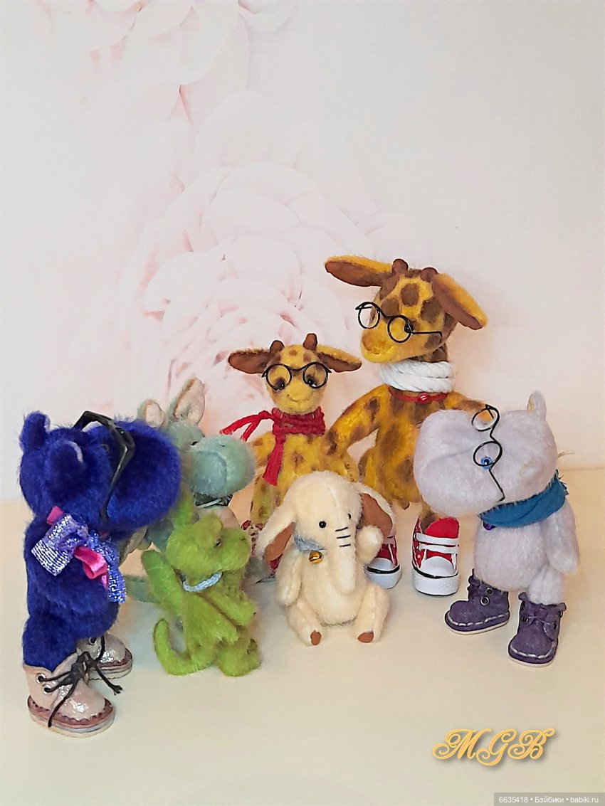 У меня сестрёнка есть… У меня братишка есть…