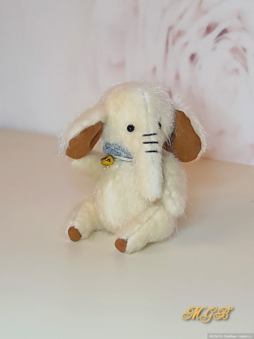 У меня сестрёнка есть… У меня братишка есть…