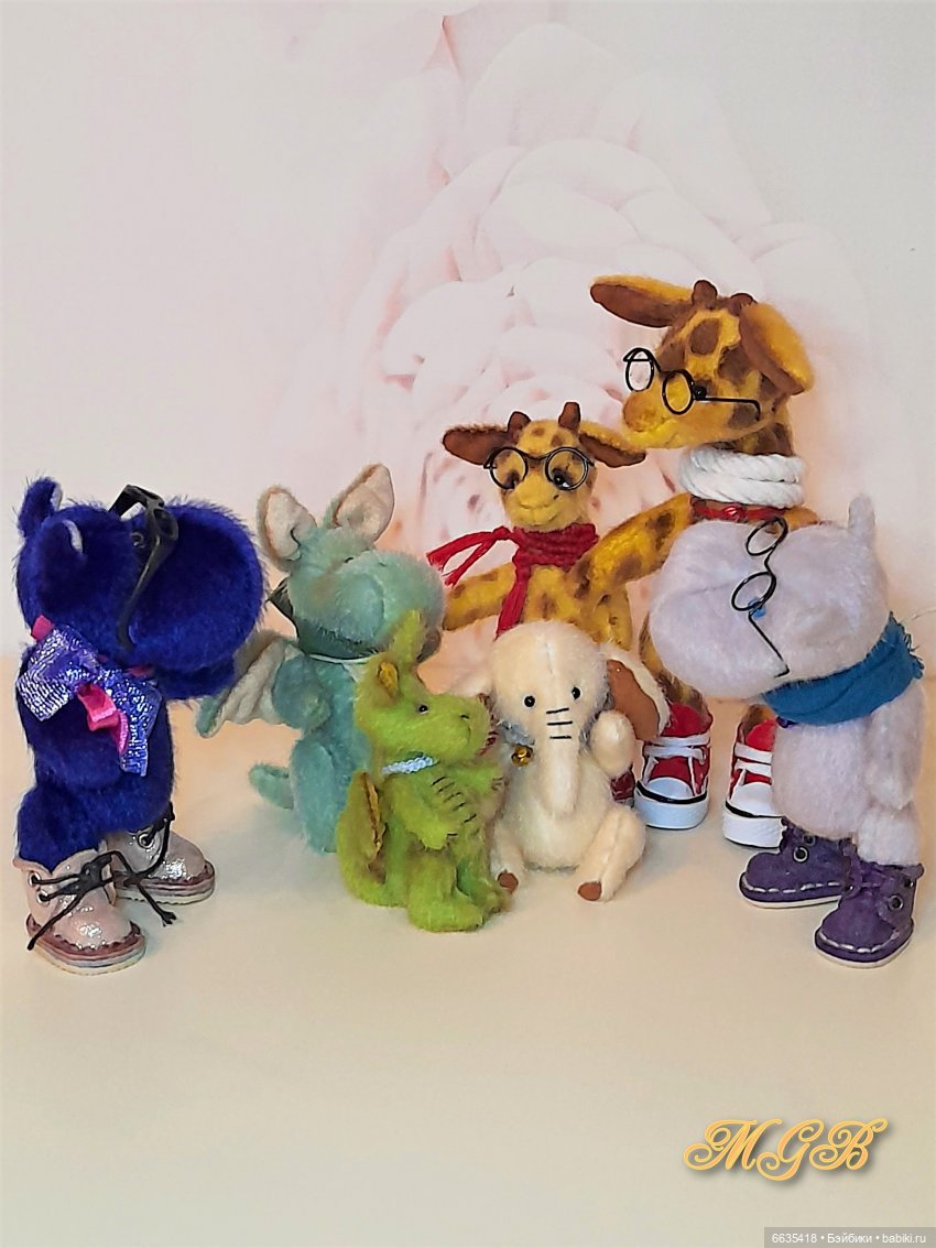 У меня сестрёнка есть… У меня братишка есть…