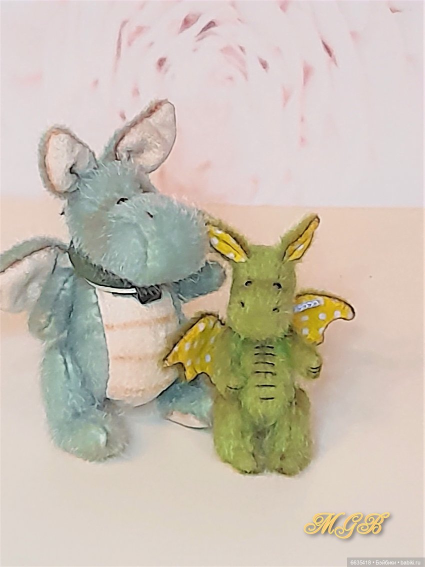 У меня сестрёнка есть… У меня братишка есть…