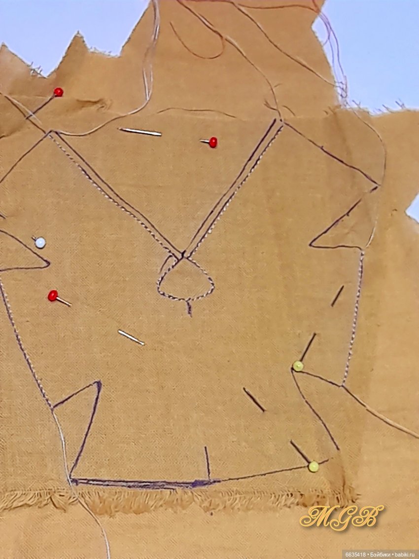 МК «Шьём платьице с подкладкой и цельнокроеным рукавом для кукол Баболи ростом 13 см» (фото 5)