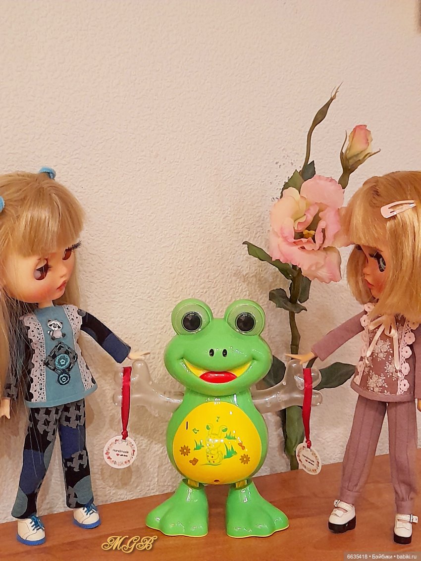 А почему «три» — Одежда и обувь для кукол своими руками: фото