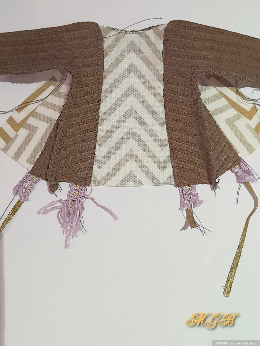 МК «Костюм с цельнокроеным комбинированным топом для кукол Блайз ростом 30 см»