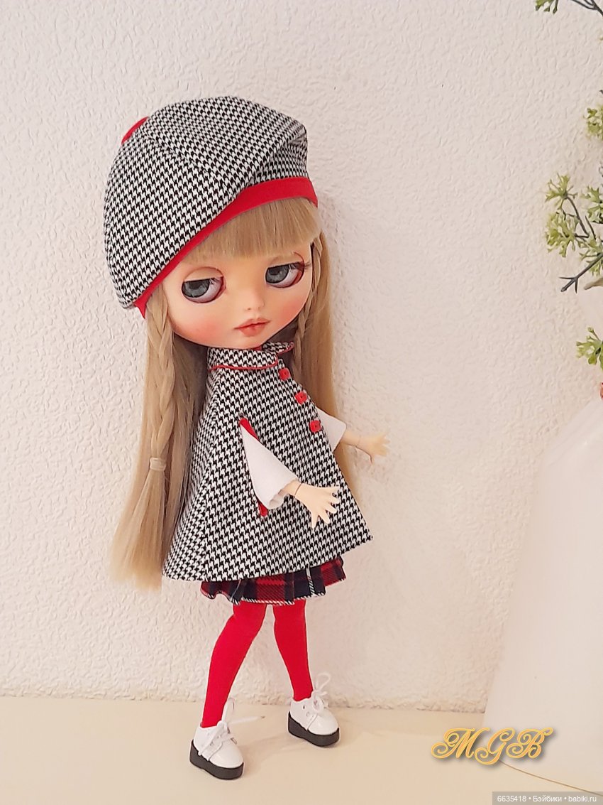 Кейп в гардеробе куклы — Одежда и обувь для кукол своими руками: фото