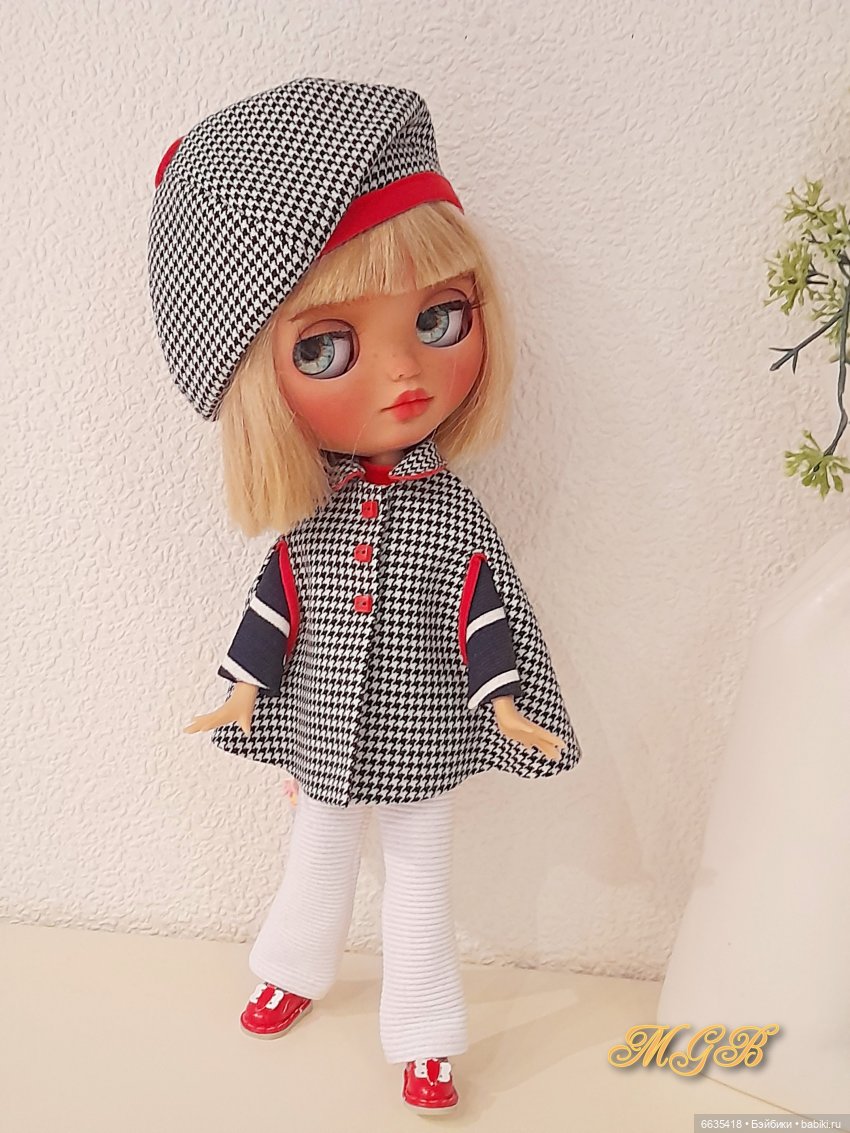 Кейп в гардеробе куклы — Одежда и обувь для кукол своими руками: фото