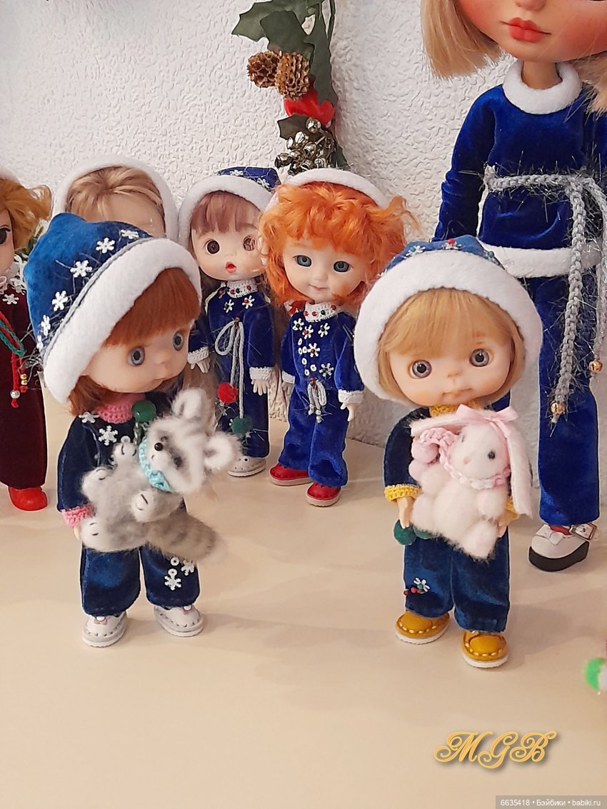 Подарки от Деда Мороза для самых маленьких